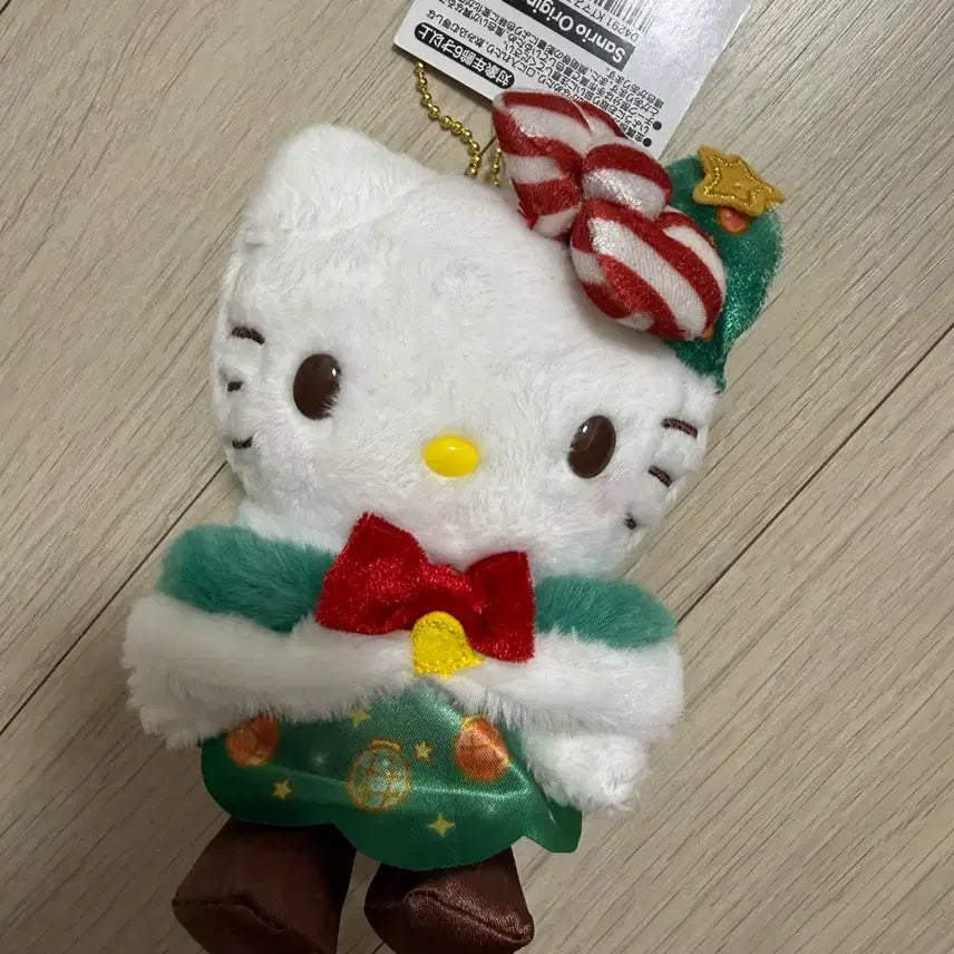 [BUNJANG] Sanrio Hello Kitty 2025 Christmas Mascot / 산리오 키티 2025 크리스마스 마스코트