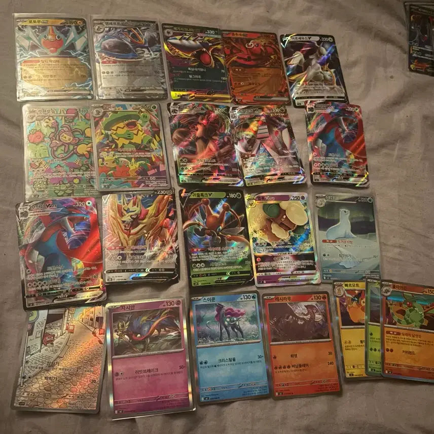 [BUNJANG] Pokemon Card Bundle: V, VMAX, AR, EX, Holo (22 Cards) / 포켓몬카드 일괄 v vmax ar ex 홀로 22장