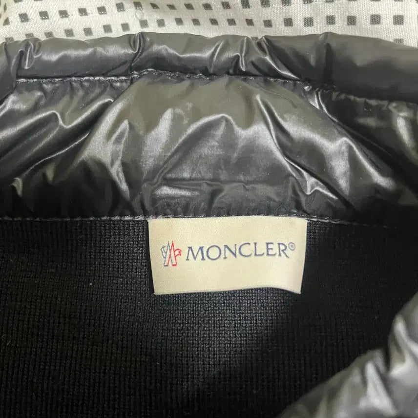 [SOLD OUT] 몽클레어 니트패딩