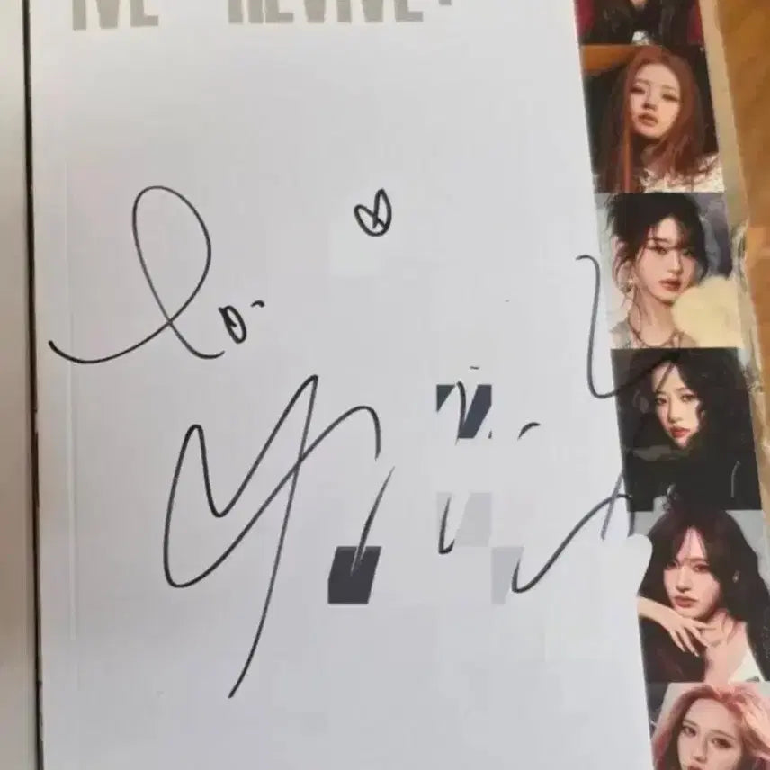 [BUNJANG] IVE Revive+ Leeseo Signed Album / IVE 아이브 Revive+ 이서 영툥 싸인앨범 양도합니다.