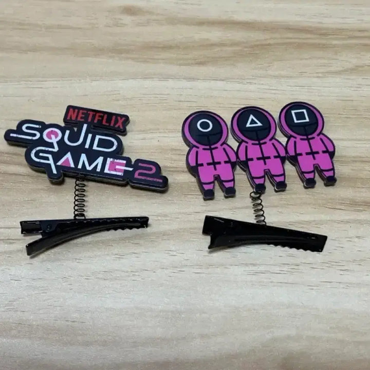 [BUNJANG] Squid Game Cheer Stick + Tote Bag + Cushion + Hairpin Set / 오징어 게임 응원봉 + 토트백 + 방석 + 헤어핀 세트