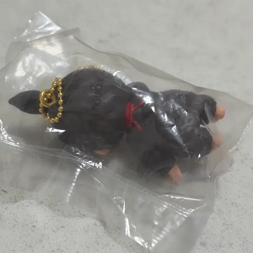 [BUNJANG] Monchhichi Baby Pacifier Figure Keychain / 몬치치 피규어 키링 몬치치짱 쪽쪽이 가챠