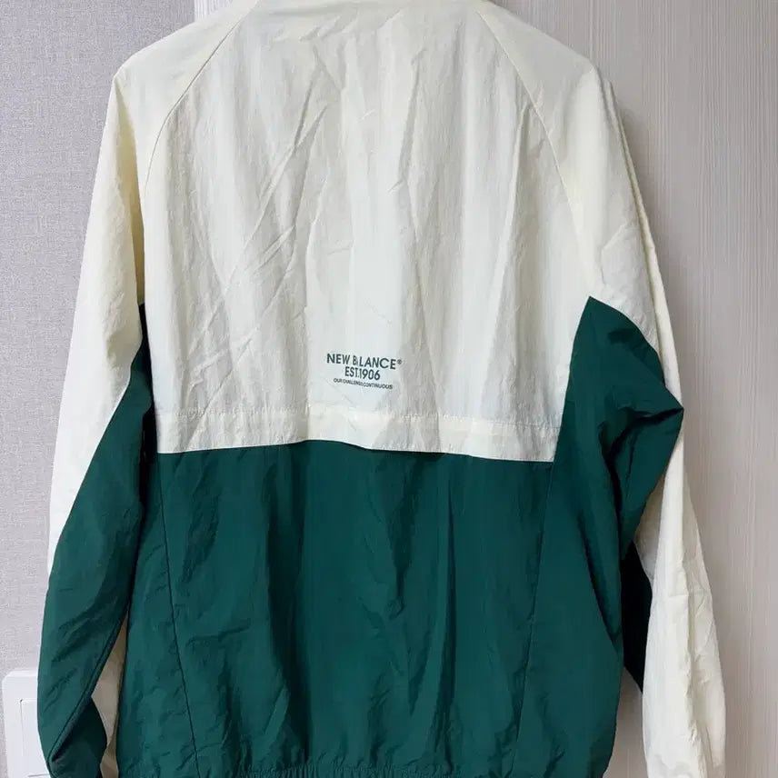[BUNJANG] New Balance UNI New Flying Warm-up Jacket Ivory / [S] 뉴발란스 UNI 뉴 플라잉 웜업자켓 아이보리
