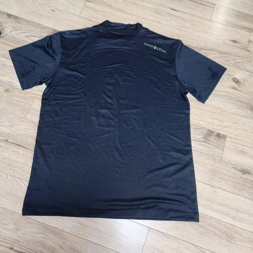 [SOLD OUT] 마크앤로나 해골골프 냉감반팔티셔츠 화이트 (100)새상품