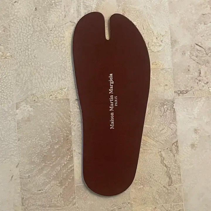 [BUNJANG] Maison Martin Margiela 13 Tabi Bookmark Leather Burgundy / Maison Martin Margiela 13 tabi bookmark