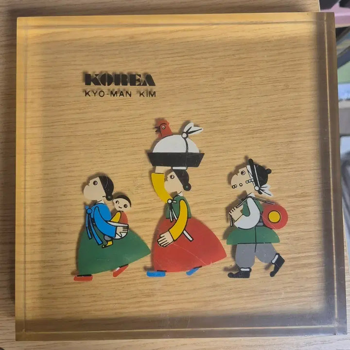 [BUNJANG] Kim Kyoman Studio Large Acrylic Paperweight / 김교만 작가님의 대형 문진
