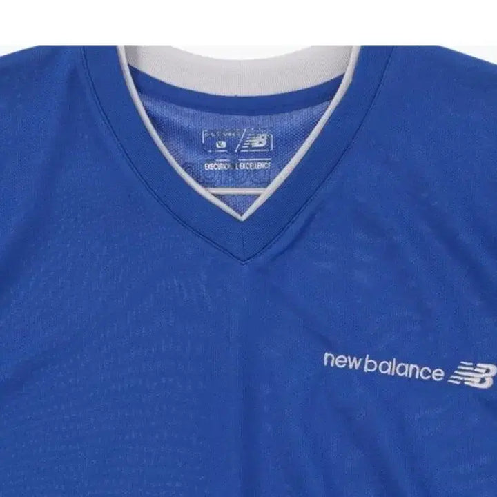 [BUNJANG] New Balance Short Sleeve T-Shirt Size 95 / NEW BALANCE 뉴발란스  반팔 티셔츠 95 사이즈
