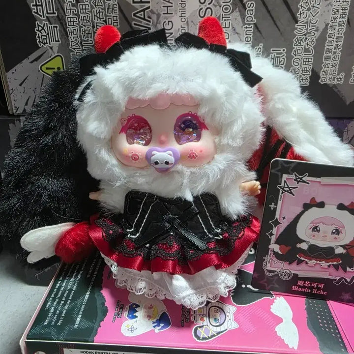 [SOLD OUT] 악마 지이모 인형(시크릿)