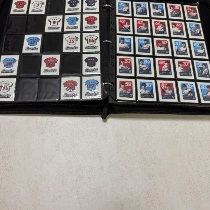 [BUNJANG] Lotte Ttiboo Seal Season 1 Full Set / Kbo롯데 띠부씰 시즌1 전종 팝니다