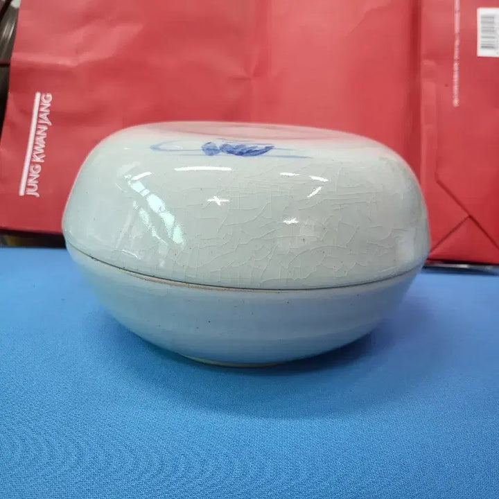 [BUNJANG] White Porcelain Lotus Flower Inlay Box / 백자 연꽃 문양 뚜껑 합