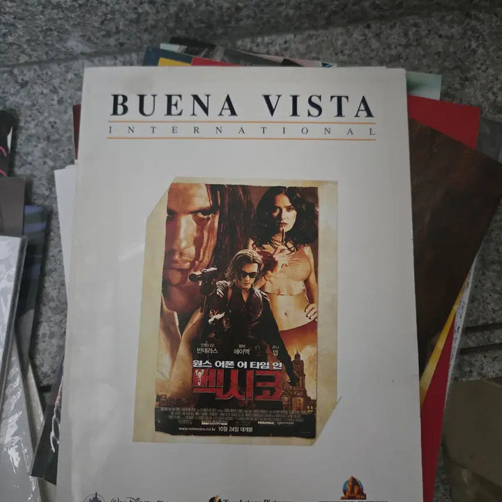 [BUNJANG] Once Upon a Time in Mexico Movie Press Kit with Still Photos / 원스어폰 타임 인 멕시코 / 스틸사진 포함 /  영화 보도자료