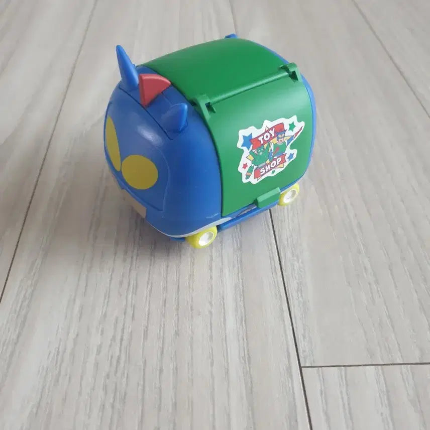 [BUNJANG] Crayon Shin-chan Car Gacha / 짱구 자동차가챠
