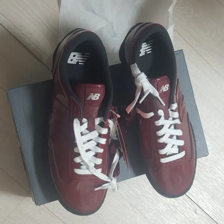 [BUNJANG] New Balance G T R Burgundy 280 / 뉴발란스 게이터런 버건디 280 새상품 UGTR17G