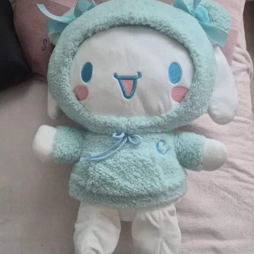 [BUNJANG] Cinnamoroll Plush Mint Hoodie / 시나모롤 인형 민트색 후드티