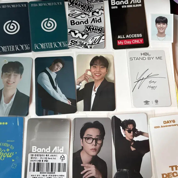 [SOLD OUT] 데이식스 영케이 포카 + zip 컨페티