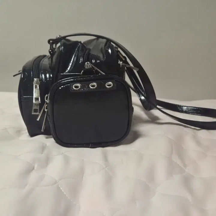 [BUNJANG] Baeonni Mini Ita Bag / 택포70,000) 배온니 미니덕질가방 이타백 판매