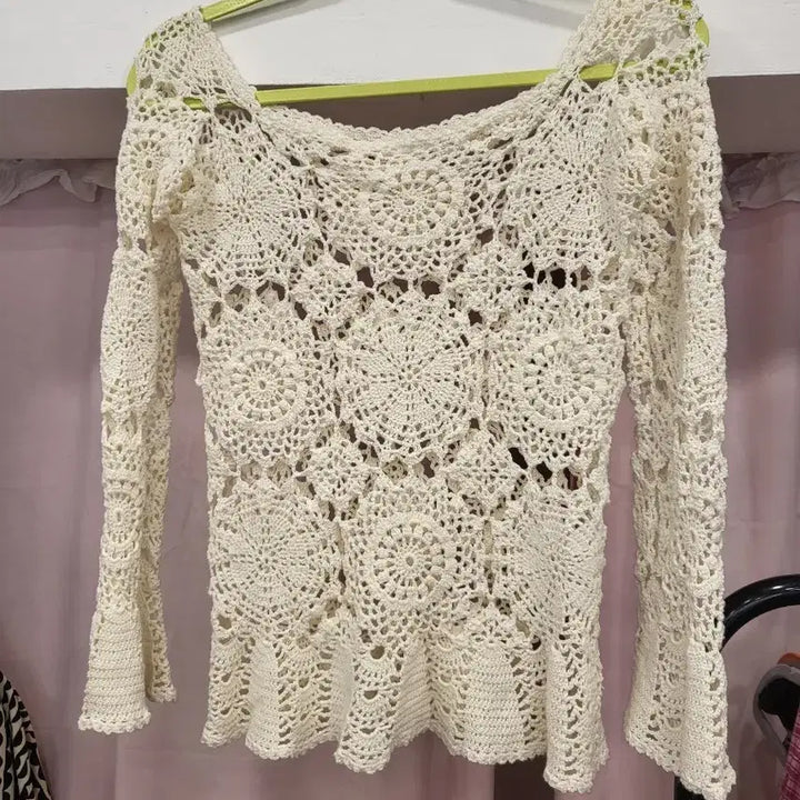 [BUNJANG] Crochet Knit Sweater - Ivory / 크로셰 니트 스웨터 아이보리