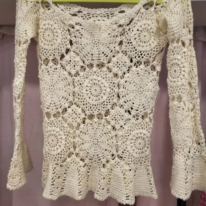 [BUNJANG] Crochet Knit Sweater - Ivory / 크로셰 니트 스웨터 아이보리