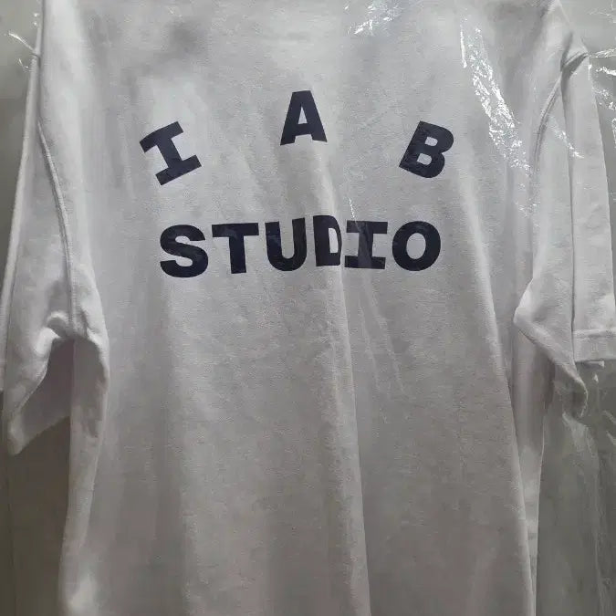 [BUNJANG] IAB Studio T-Shirt White Navy XL / 아이앱 스튜디오 티셔츠 화이트 네이비 XL