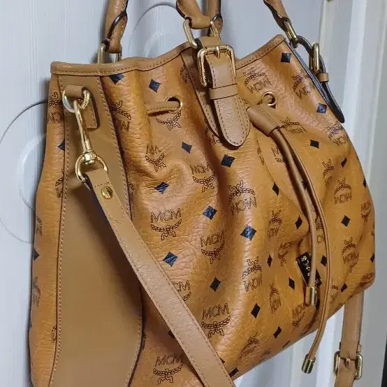 [BUNJANG] MCM Visetos Monogram Drawstring Shoulder Bag / 정품 비세토스 모노그램  MCM 복조리형 숄더백