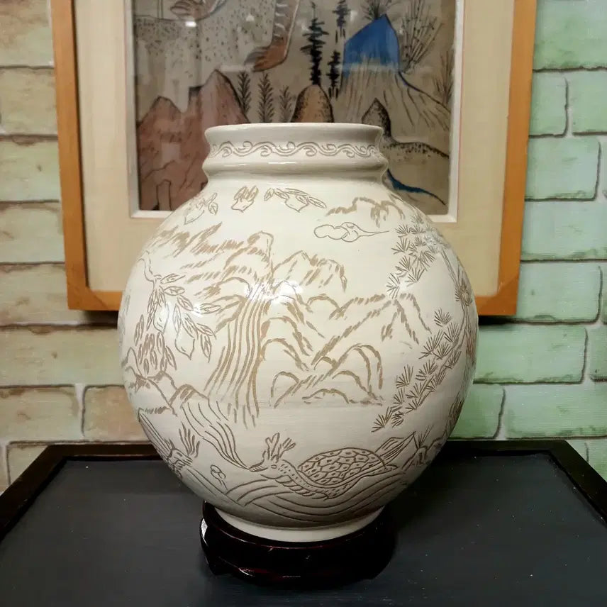 [BUNJANG] Master Jeong Song-mo Ten Symbols of Longevity Buncheong Vase / 십장생분청호. 무형문화재  호봉 정송모