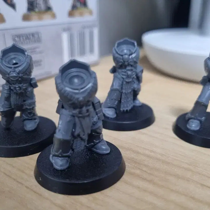 [BUNJANG] Warhammer 40,000 Chaos Space Marines Legionaries Army Set (7 Models) / 워해머 40k 카오스스페이스마린 리저너리 스쿼드