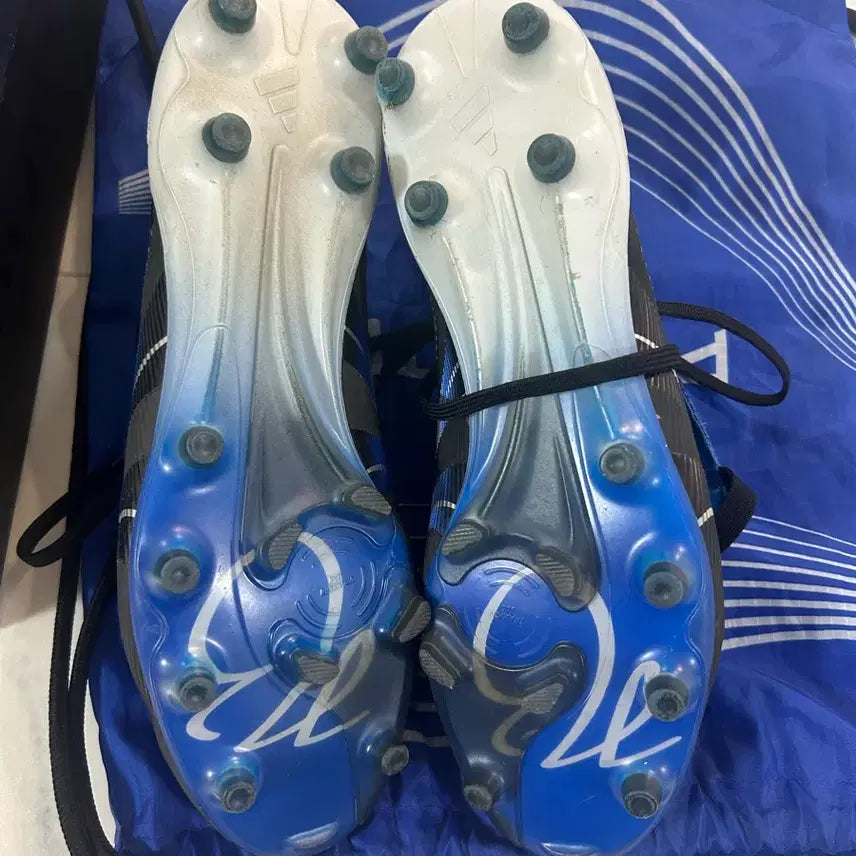 [BUNJANG] Adidas Predator Jude Bellingham Soccer Cleats (Size 260) / 프레데터 주드 벨링엄