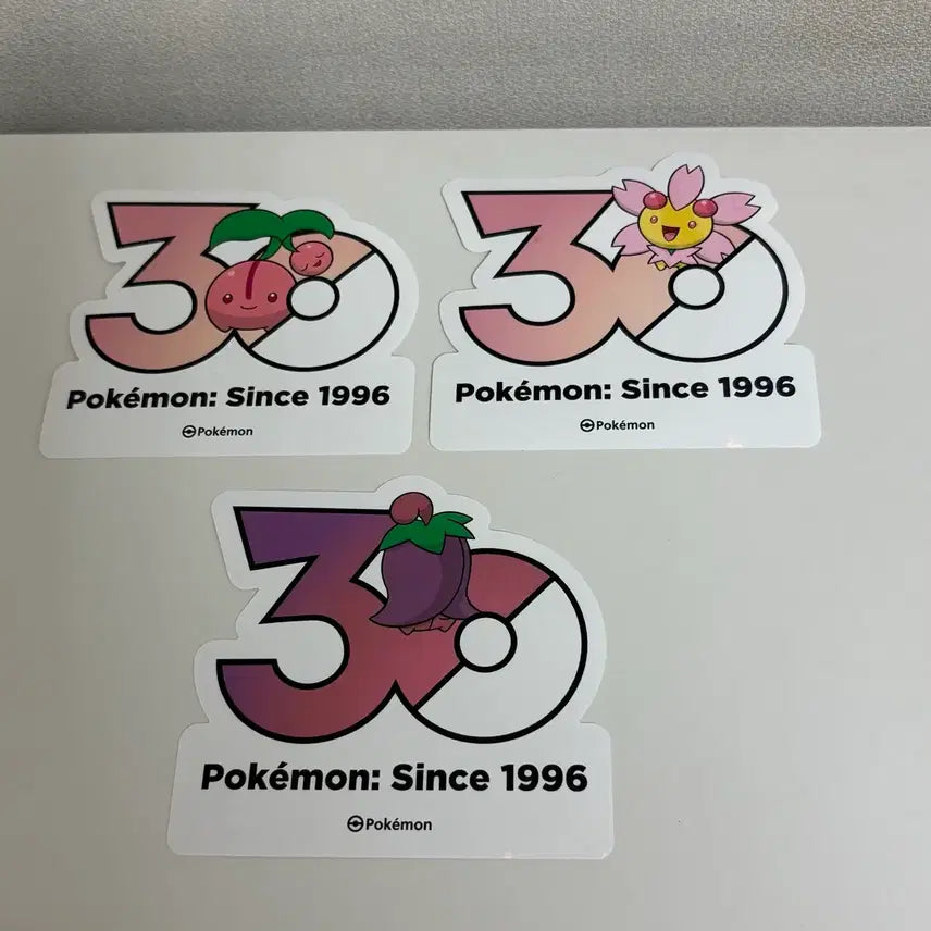 [BUNJANG] Pokemon 30th Anniversary Logo Sticker Set (Cherubi, Cherrim) / 포켓몬 30주년 로고스티커 체리버 체리꼬2장