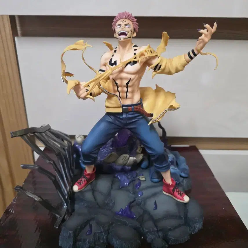 [BUNJANG] Eastream Jujutsu Kaisen Sukuna Figure / 이스트림  주술회전 스쿠나 피규어 판매합니다.