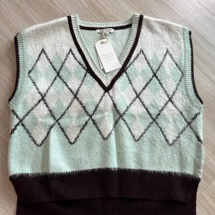 [BUNJANG] Thursday Island Wool Vest / 써스데이아일랜드 조끼
