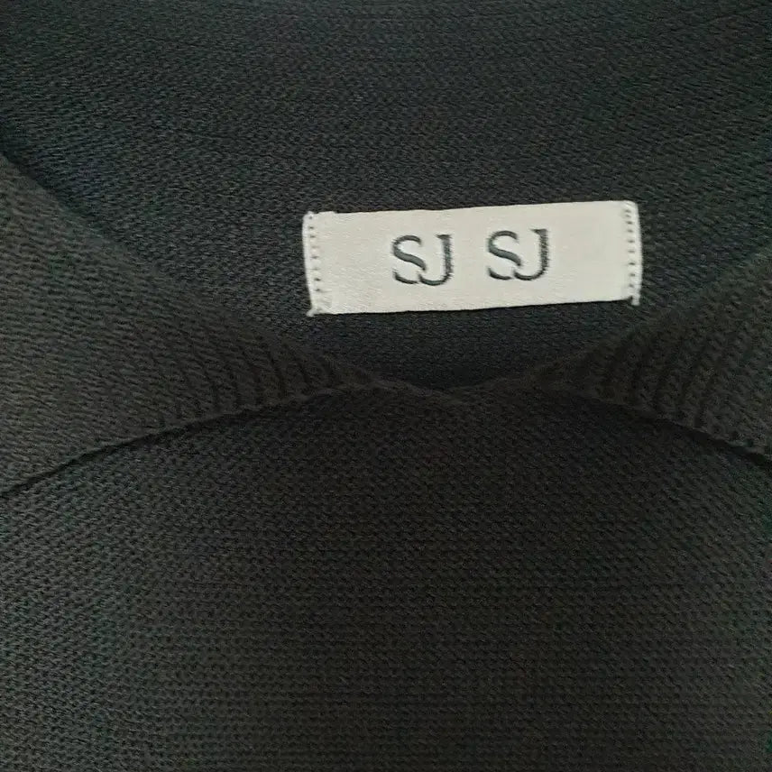 [BUNJANG] SJYP Open Collar Short Sleeve Knit / sjsj오픈카라니트