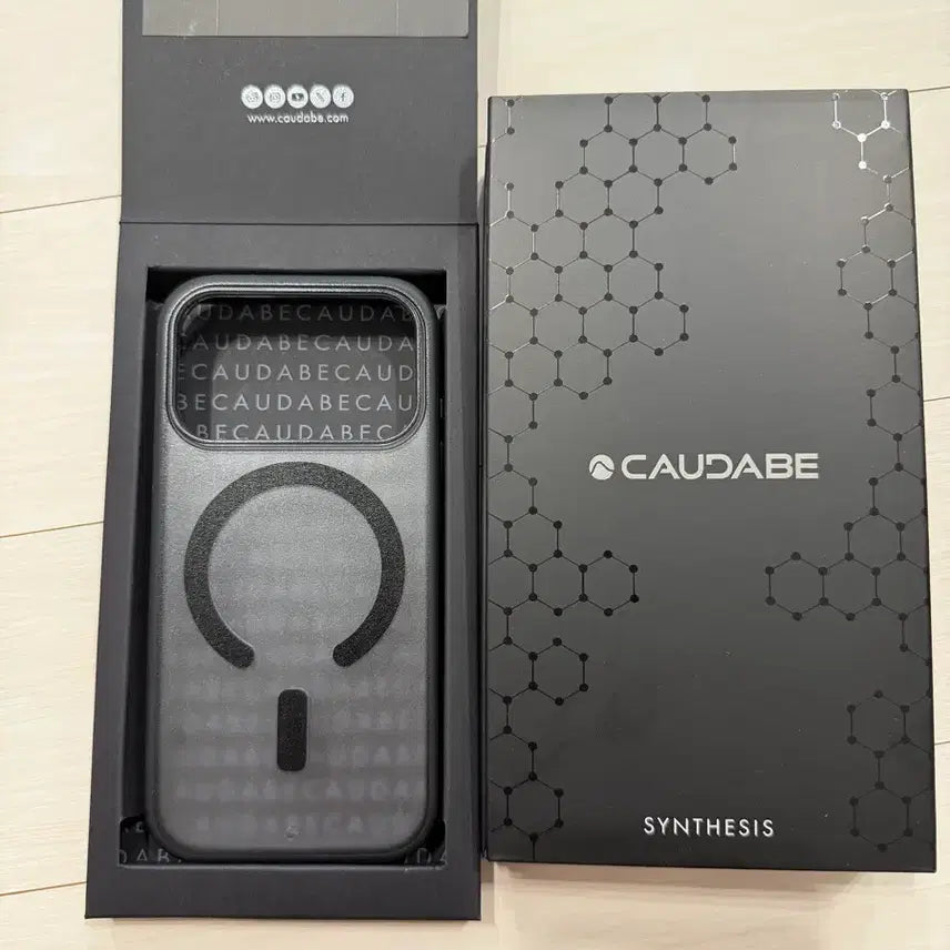 [BUNJANG] 17pro Cowdabe Synthesis Frost Case / [17프로] 카우다베 Synthesis Frost 케이스 중고