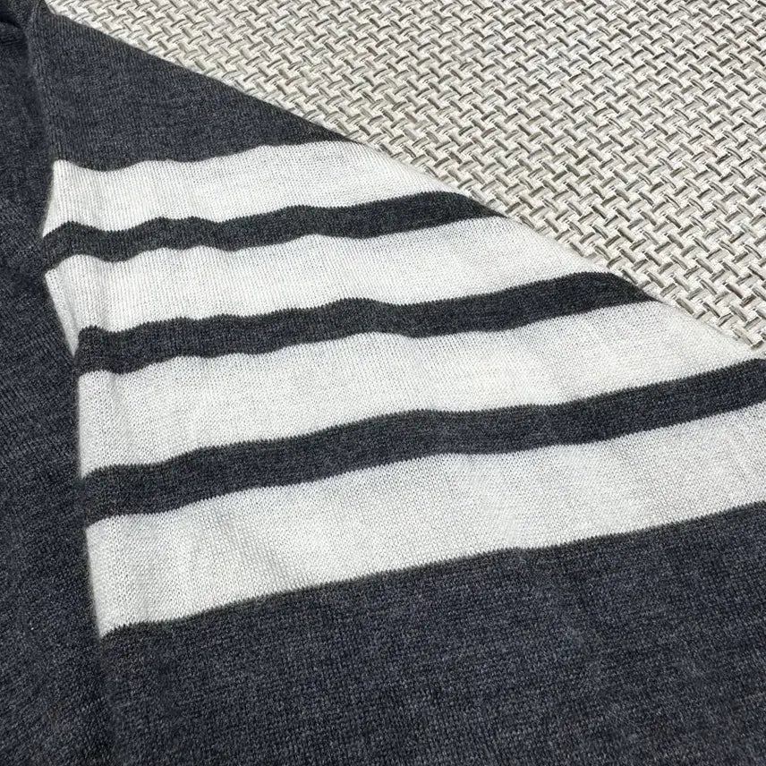 [BUNJANG] Thom Browne Grey Wool Cardigan with Diagonal Stripe Detail - Size 4 / [4/새상품급] 25ss 톰브라운 사선완장 그레이 울 가디건 4사이즈