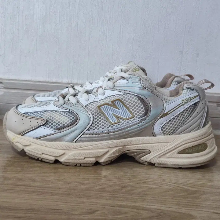 [BUNJANG] New Balance 530 Beige White Sneakers (235mm) / 뉴발란스 530 베이지 화이트 235