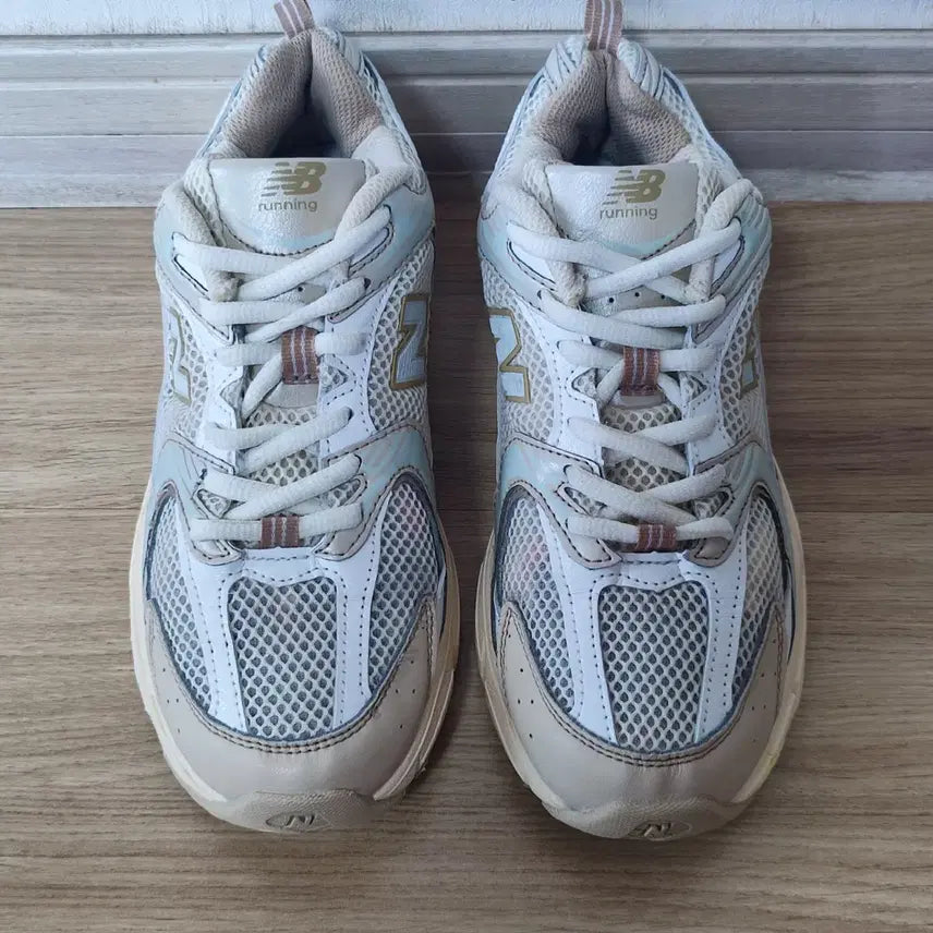 [BUNJANG] New Balance 530 Beige White Sneakers (235mm) / 뉴발란스 530 베이지 화이트 235
