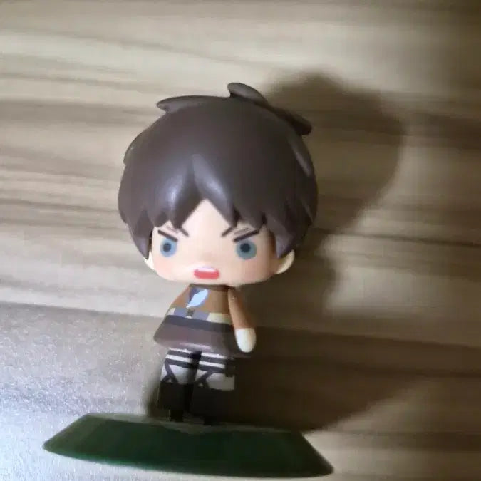 [BUNJANG] Attack on Titan Eren Mini Figure / 진격의거인 진격거 에렌 미니 피규어