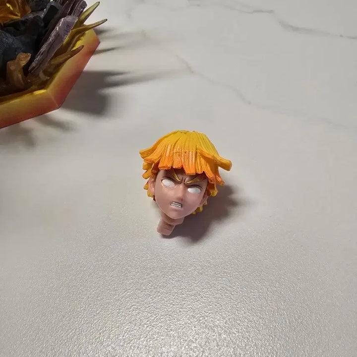 [BUNJANG] Demon Slayer Agatsuma Zenitsu Figure / 귀멸의 칼날 아가츠마 젠이츠 피규어