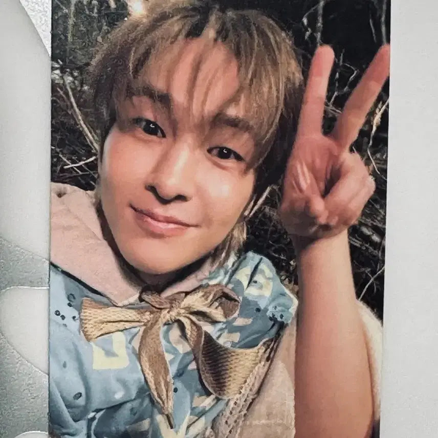 [BUNJANG] SHINee Atmos Photobook Onew Photocard Postcard / 샤이니 애트모스 포토북 버전 온유 포카 엽서