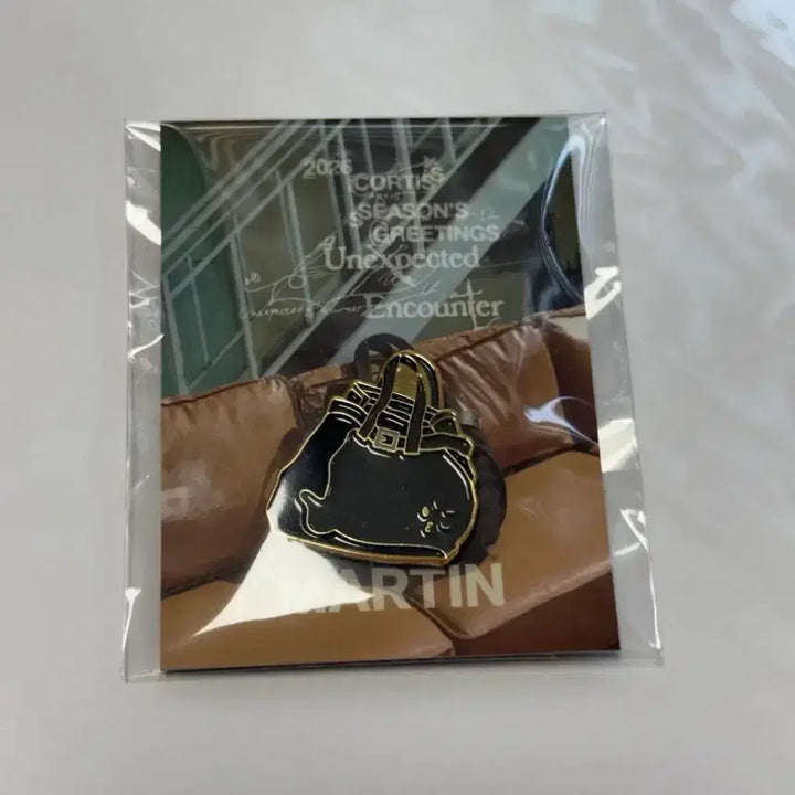 [BUNJANG] Cortez Signature Martin Metal Badge Sealed / 미개봉 코르티스 시그 마틴 메탈 뱃지