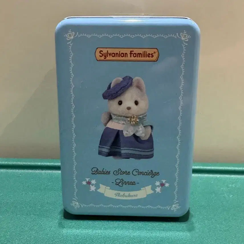 [BUNJANG] Sylvanian Families Premium Concierge Cookie Tin Case / 실바니안 프리미엄 컨시어지 쿠키 틴케이스