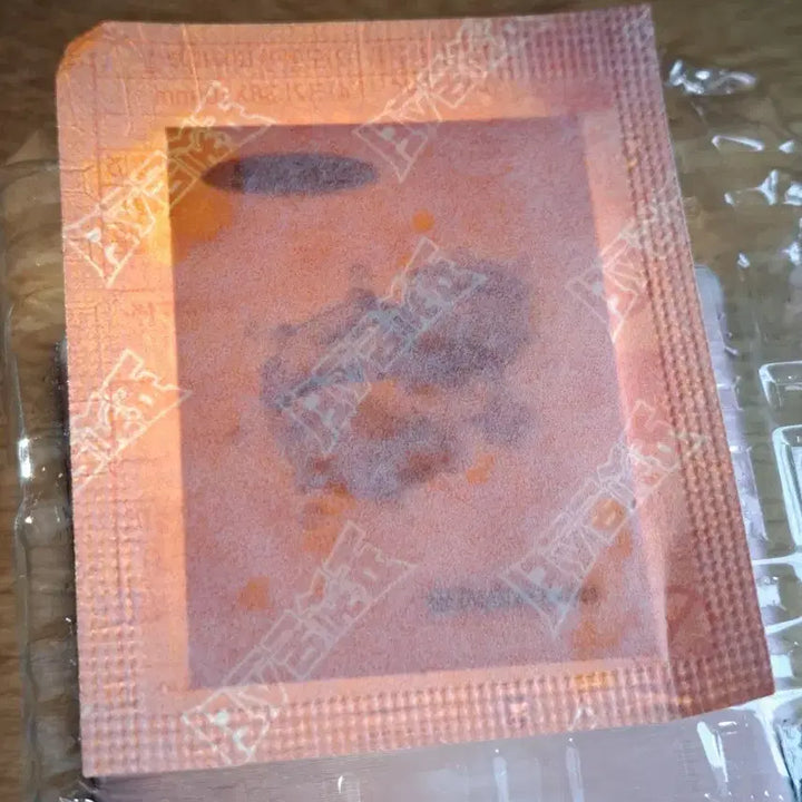[BUNJANG] Pokemon 30th Anniversary Numberless Koffing Holo-Seal Unsealed / 미개봉 포켓몬 30주년 넘버없는 또도가스