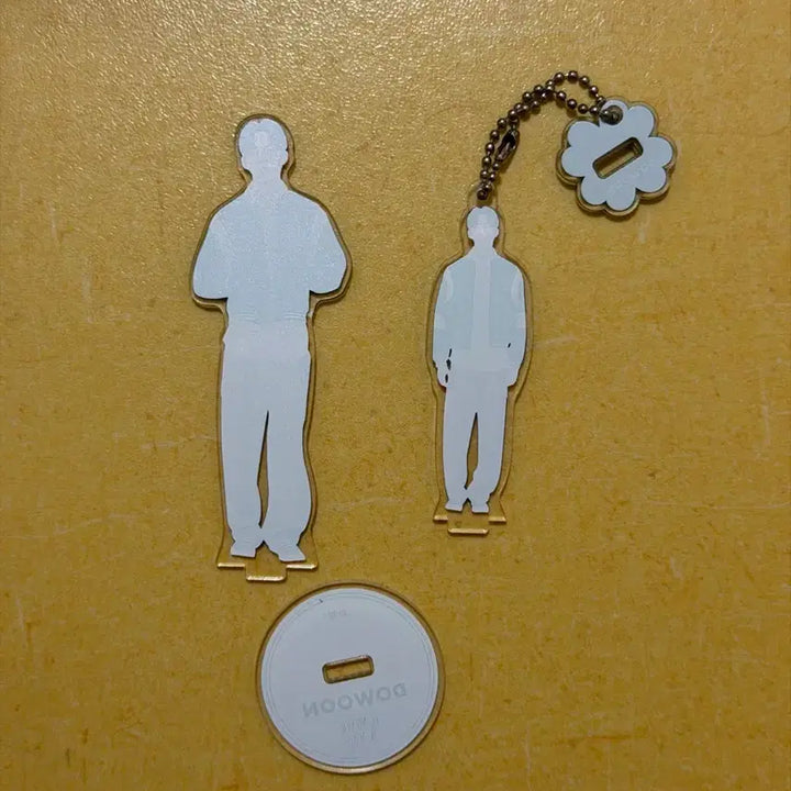 [BUNJANG] Day6 Dowoon Japan MD Acrylic Stand &amp; Mini Stand Keyring / 데이식스 일본MD 도운 아크릴 스탠드&amp; 미니스탠드 키링
