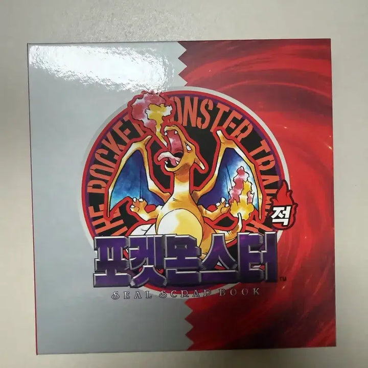 [BUNJANG] Pokemon 30th Anniversary Artwork Ttibusil Set (100 pcs) + Charizard Ttibusil Book / 포켓몬 30주년 아트워크 띠부씰 100장 + 리자몽 띠부씰북