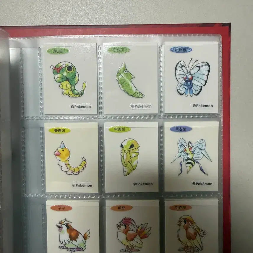 [BUNJANG] Pokemon 30th Anniversary Artwork Ttibusil Set (100 pcs) + Charizard Ttibusil Book / 포켓몬 30주년 아트워크 띠부씰 100장 + 리자몽 띠부씰북
