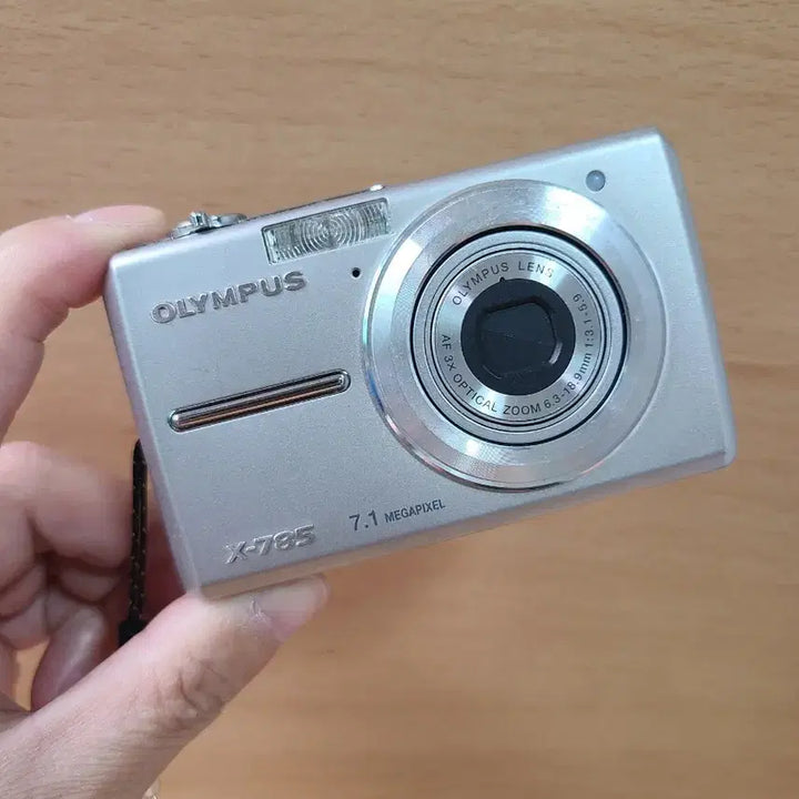 [BUNJANG] Olympus X-785 Vintage Digital Camera / 올림푸스 X-785 빈티지 디카 판매합니다
