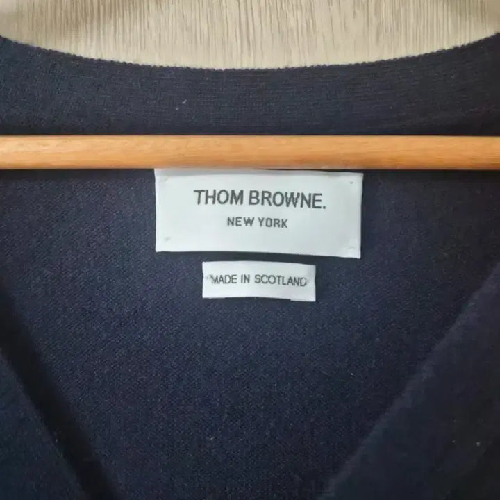 [BUNJANG] Thom Browne 100% Cashmere Diagonal Stripe Cardigan / 4사이즈 / 톰브라운 캐시미어 사선가디건