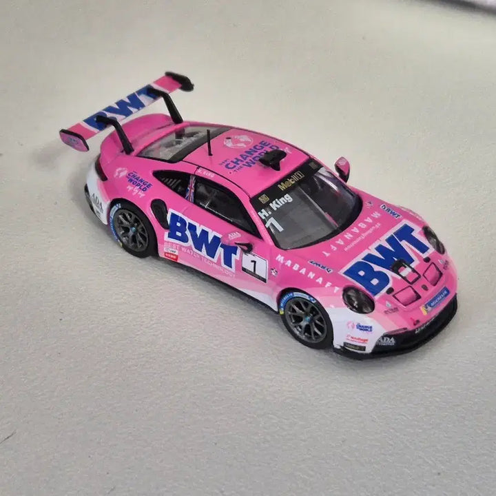[BUNJANG] Tarmac Works Porsche 911 GT3 Cup (992) BWT 1:64 Scale Model Car / 타막웍스 포르쉐 911 GT3 컵 (992) BWT 1:64