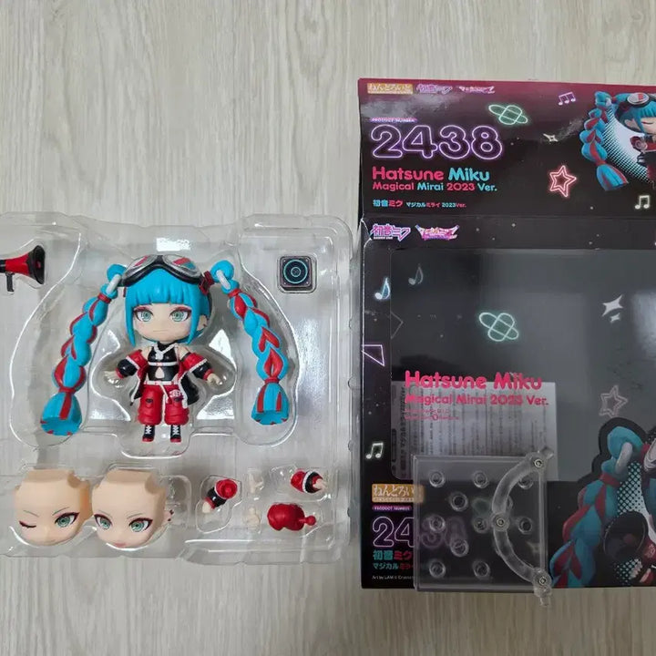 [BUNJANG] Magical Mirai 2023 Limited Edition Nendoroid / 매지컬미라이 2023 초회한정판 넨드로이드