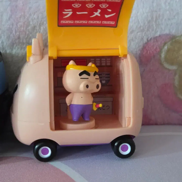 [BUNJANG] Crayon Shin-chan Transformation Play Car Gacha - Buriburi Zaemon, Shinnosuke, Bo &amp; Shin-chan / (3개 일괄) 짱구 변신놀이 자동차 가챠 - 부리부리자에몽, 철수, 훈이