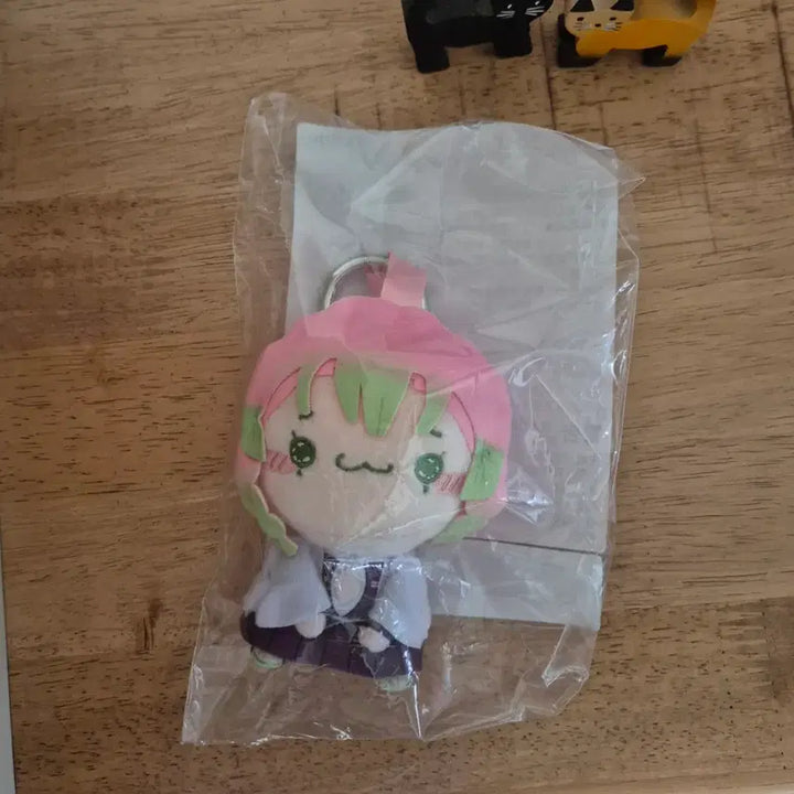 [BUNJANG] Demon Slayer Mitsuri Mochipiko Plush Doll / 귀멸의 칼날 모찌피코 미츠리 누이 인형